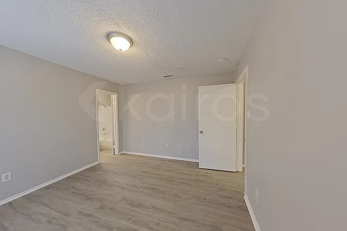 822 Courtenay Pl — Photo 16