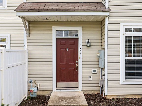 5th image of 8620 Neuse Club Ln APT 107