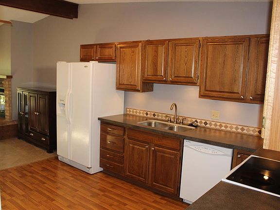 4th image of 5628 Lancelot Ln Unit 5628