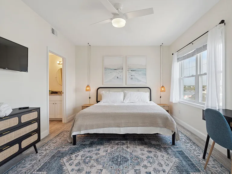128 Ashworth Ave #308 — Photo 14