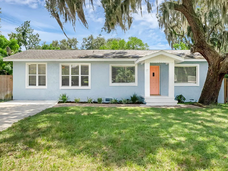 17 Seminole Dr
