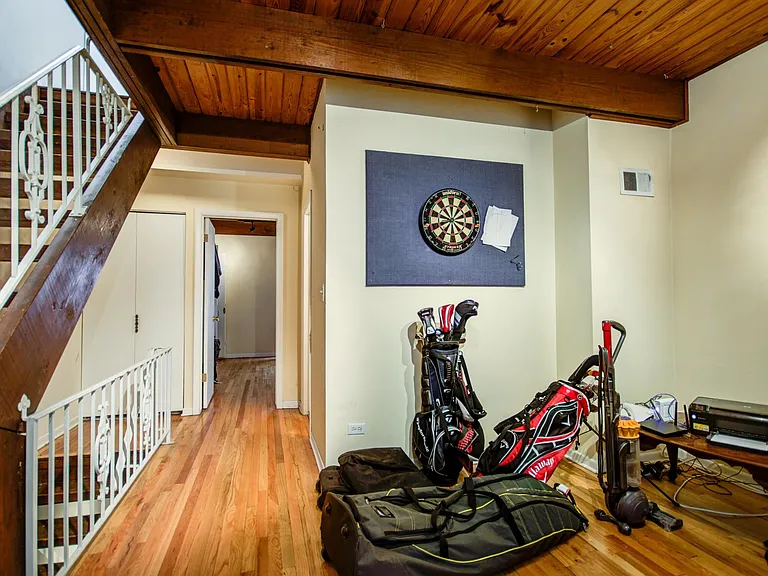 2830 N Burling St #D — Photo 7