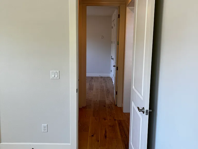 10402 NW 32nd Dr — Photo 28