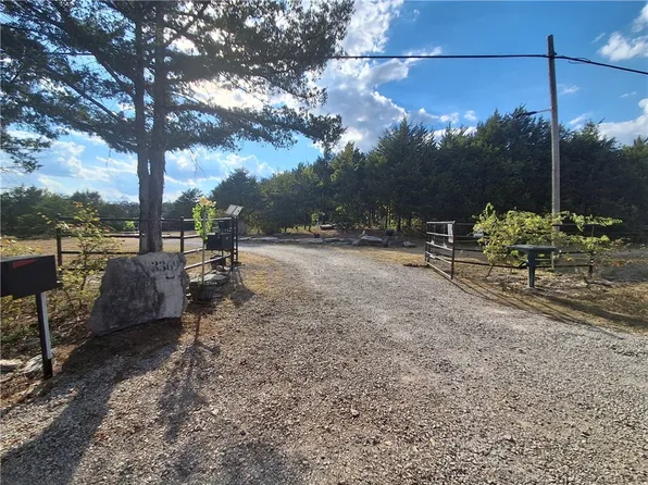 3369 County Road 219, Berryville, AR 72616