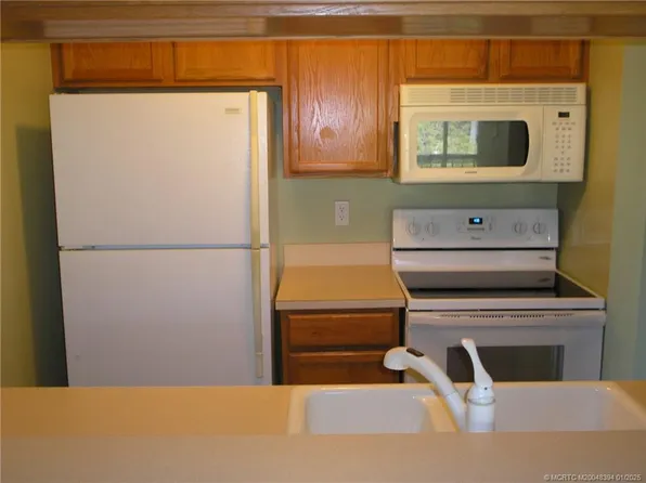 808 NW Fork Rd, Stuart, FL 34994