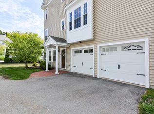 34 Acadia Ln, Exeter, NH 03833