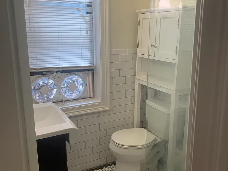 10 Wiget St #2 — Photo 21