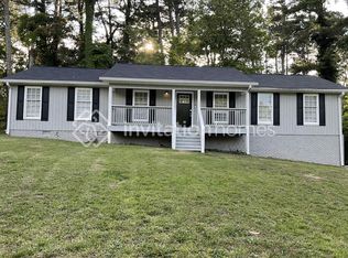 6510 Edenfield Dr, Lithonia, GA 30058