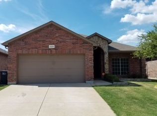 2229 Laurel Forest Dr, Fort Worth, TX 76177
