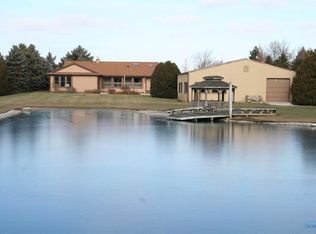 6906 Brown Rd, Oregon, OH 43616