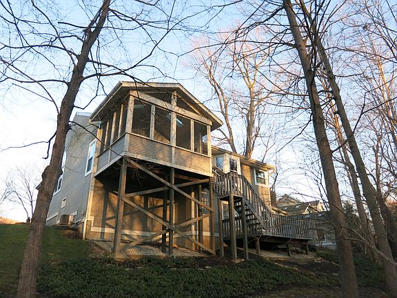 3rd image of 5720 Eaglesridge Ln