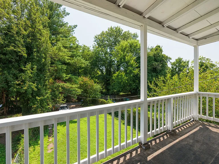 3415 Enslow Ave — Photo 24
