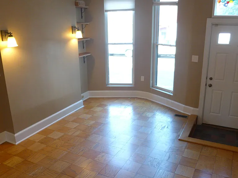 1500 Webster St — Photo 3