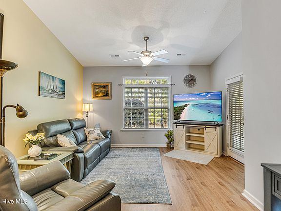 5th image of 104 Kellerton Court