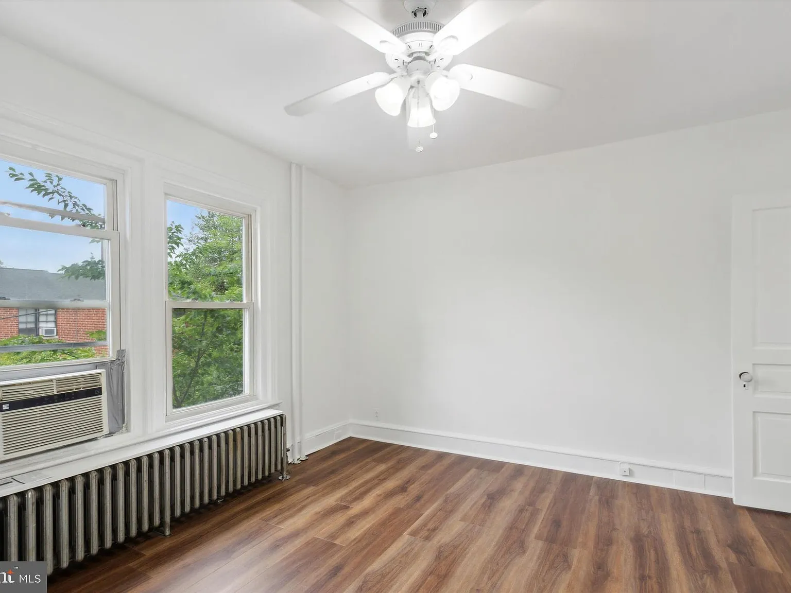2 bed, 2942 sqft, $3,000 — Photo 4