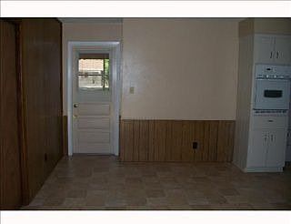 4th image of 8916 Paulette Ln