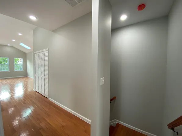 176 Avenue F image 3 of 26