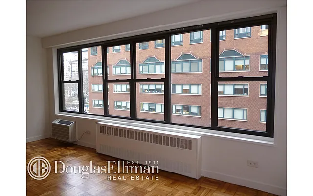 Rented by Douglas Elliman | media 17