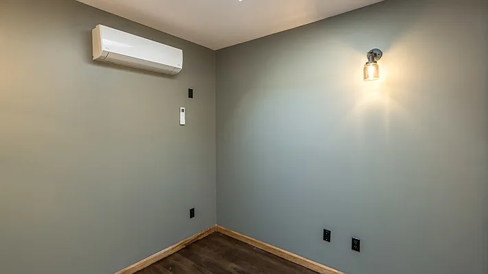 Rented by Nooklyn NYC LLC | media 22