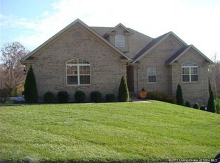4002 Crestwood Dr, Floyds Knobs, IN 47119