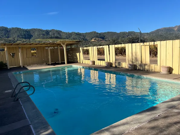 1320 Dwyer Rd, Napa, CA 94558
