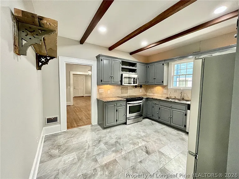 1312 Summit Ave — Photo 5