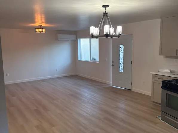 (undisclosed Address), Lynwood, CA 90262