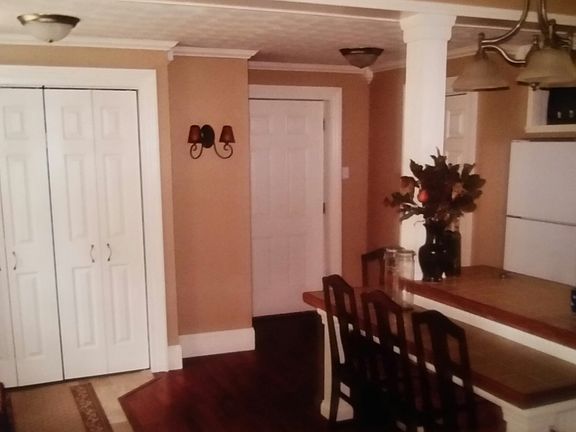 5th image of 122 Lilac Park Dr