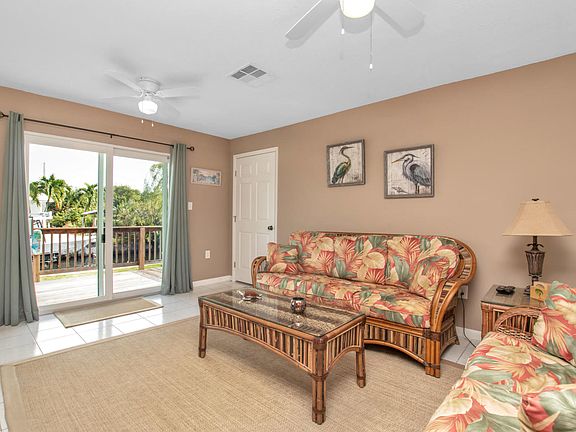 5th image of 1635 Pandorea Ln