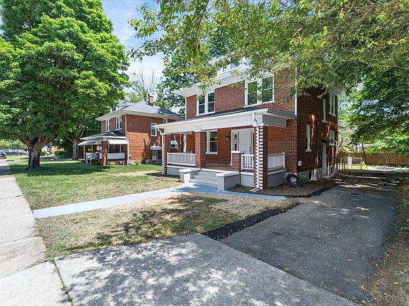 2nd image of 2827 Cumberland St NW