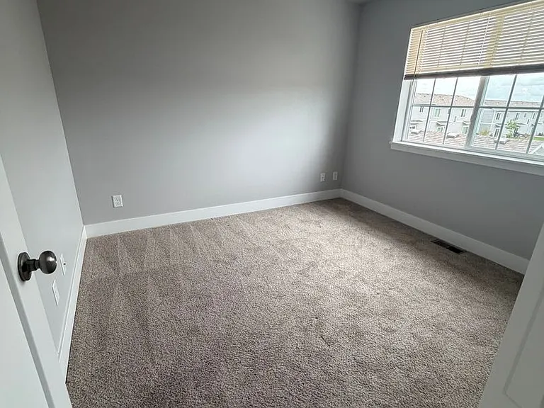 234 NW Common Pl — Photo 8