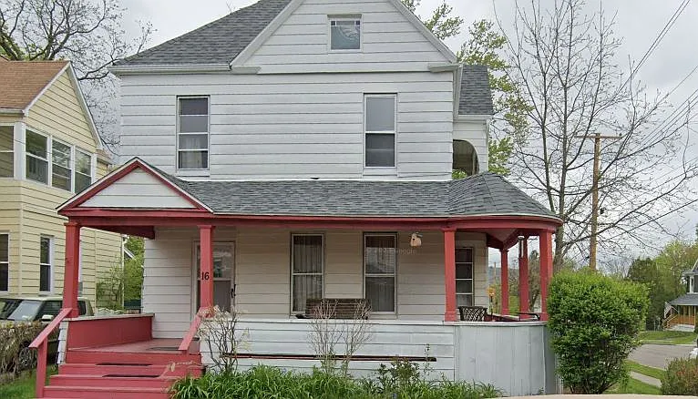 16 Ayres St photo 1