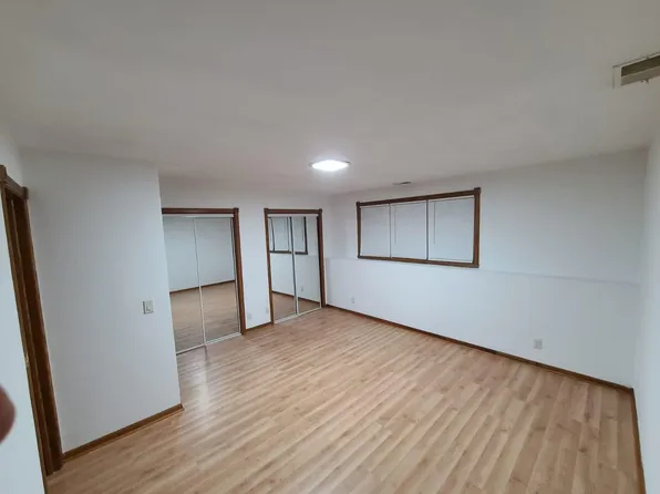 2103 Green Valley Dr, Janesville, WI 53546