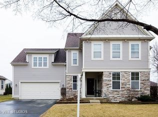 9829 Fairfield Rd, Huntley, IL 60142