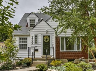 6544 Charlotte St, Kansas City, MO 64131