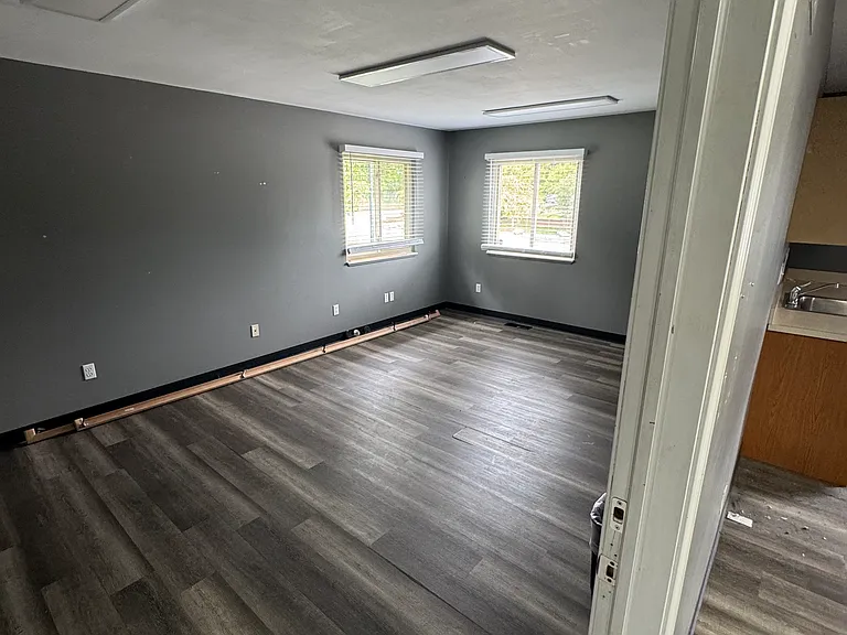5505 S Sheldon Rd — Photo 7