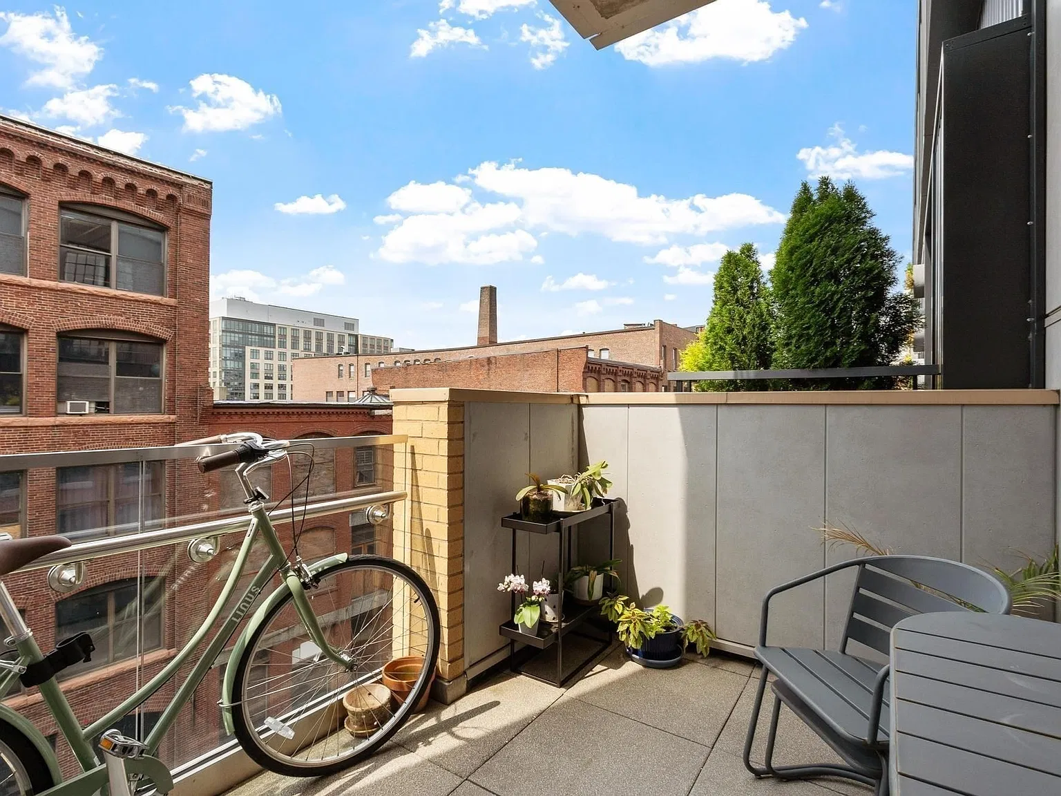 1 bed, 1.0 bath, 651 sqft, $2,850 — Photo 4