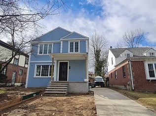 8542 Chevy Chase St, Jamaica Estates, NY 11432