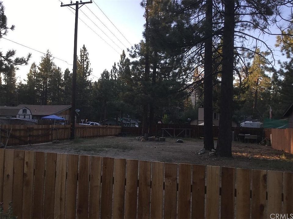 1st image of 901 W Big Bear Blvd