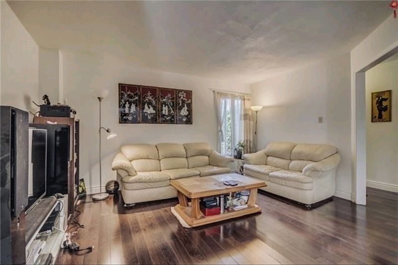 Toronto House for rent - 3 Bedrooms in Toronto