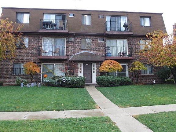 2nd image of 1208 Whispering Hills Ct APT 2A