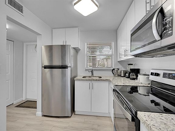 2nd image of 8081 N Sunrise Lakes Drive #108