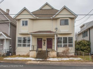920 W 922 Elm St, Scranton, PA 18504