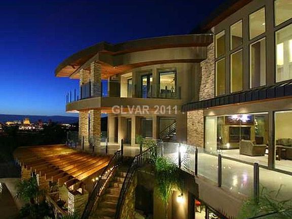 5th image of 599 Lairmont Pl