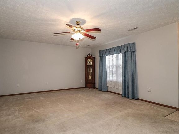 4th image of 305 Antietam Blvd