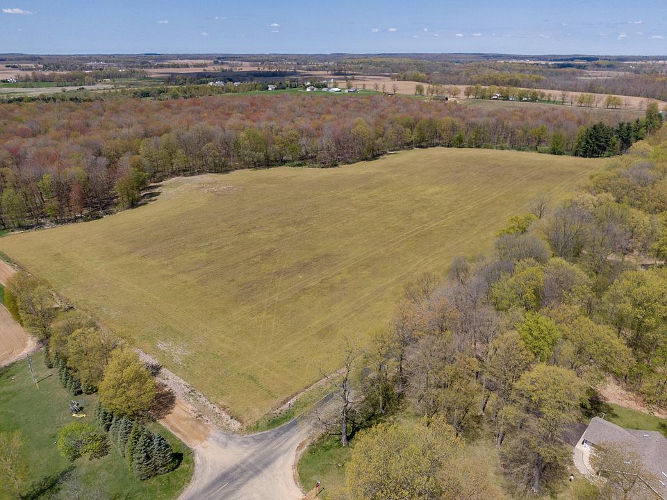1st image of 40 Acres S 2nd St
