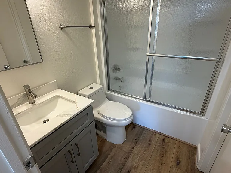 1680 Barrus Ave — Photo 16
