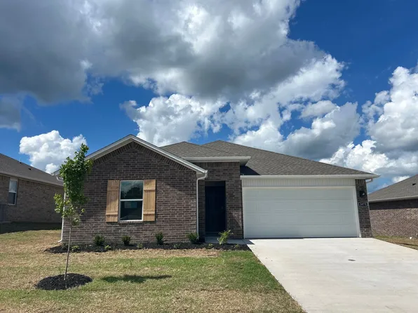 3070 Rosalee Ln, Centerton, AR
