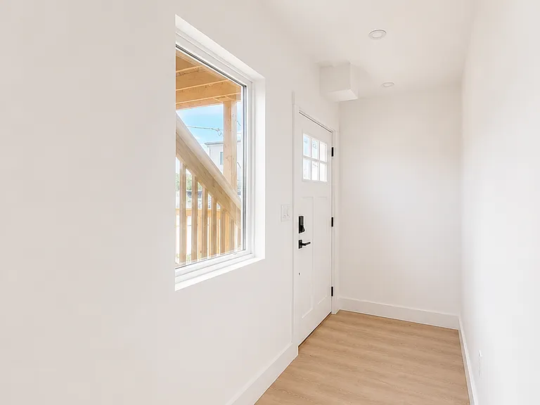 275 Shrewsbury St #1 — Photo 13