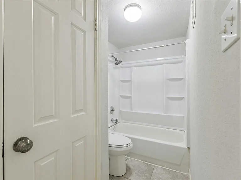 2255 Braeswood Park Dr #137 — Photo 17